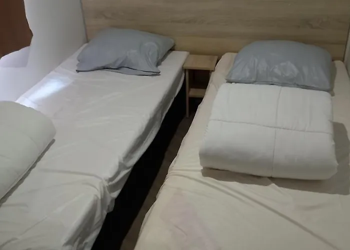 Mh 502 Bois Dormant Annexe *